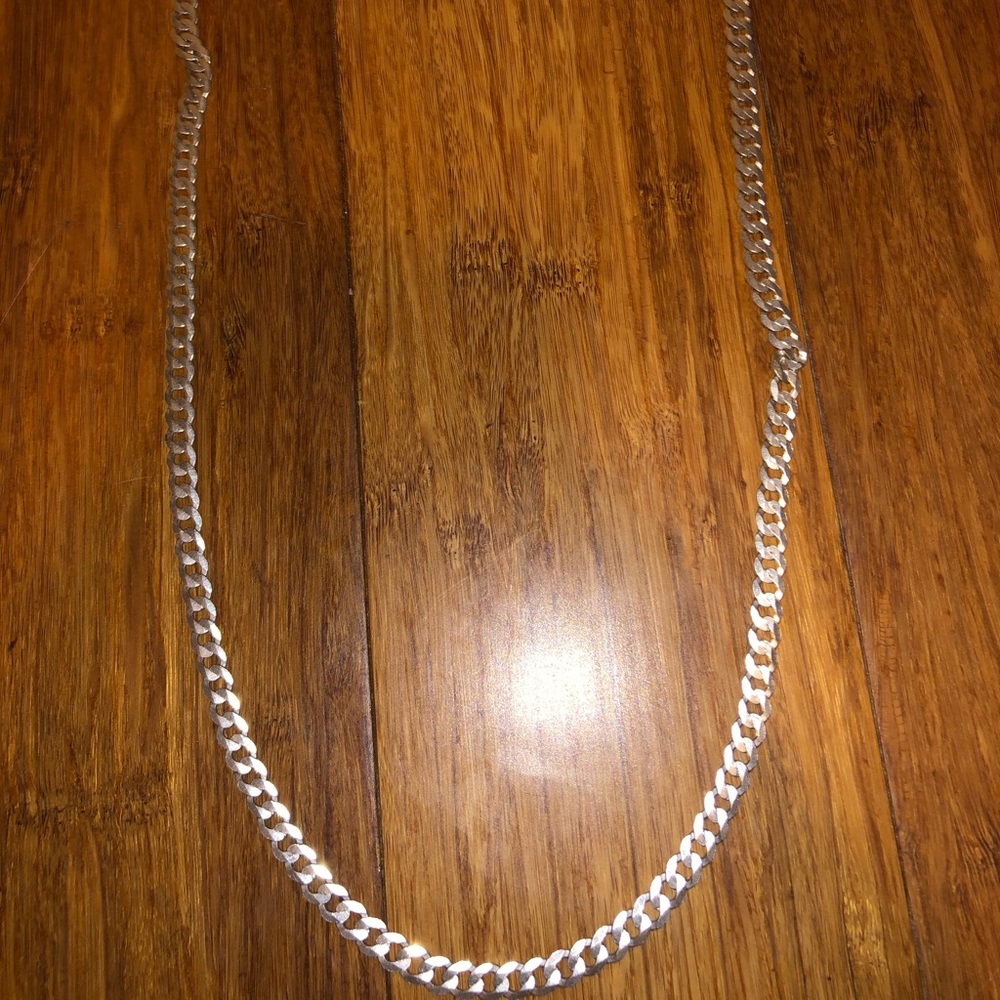 100% authentic(925 silver chain)
